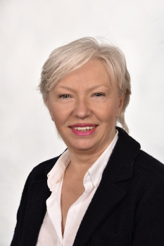 Profilbild von Frau Irena Hüsing